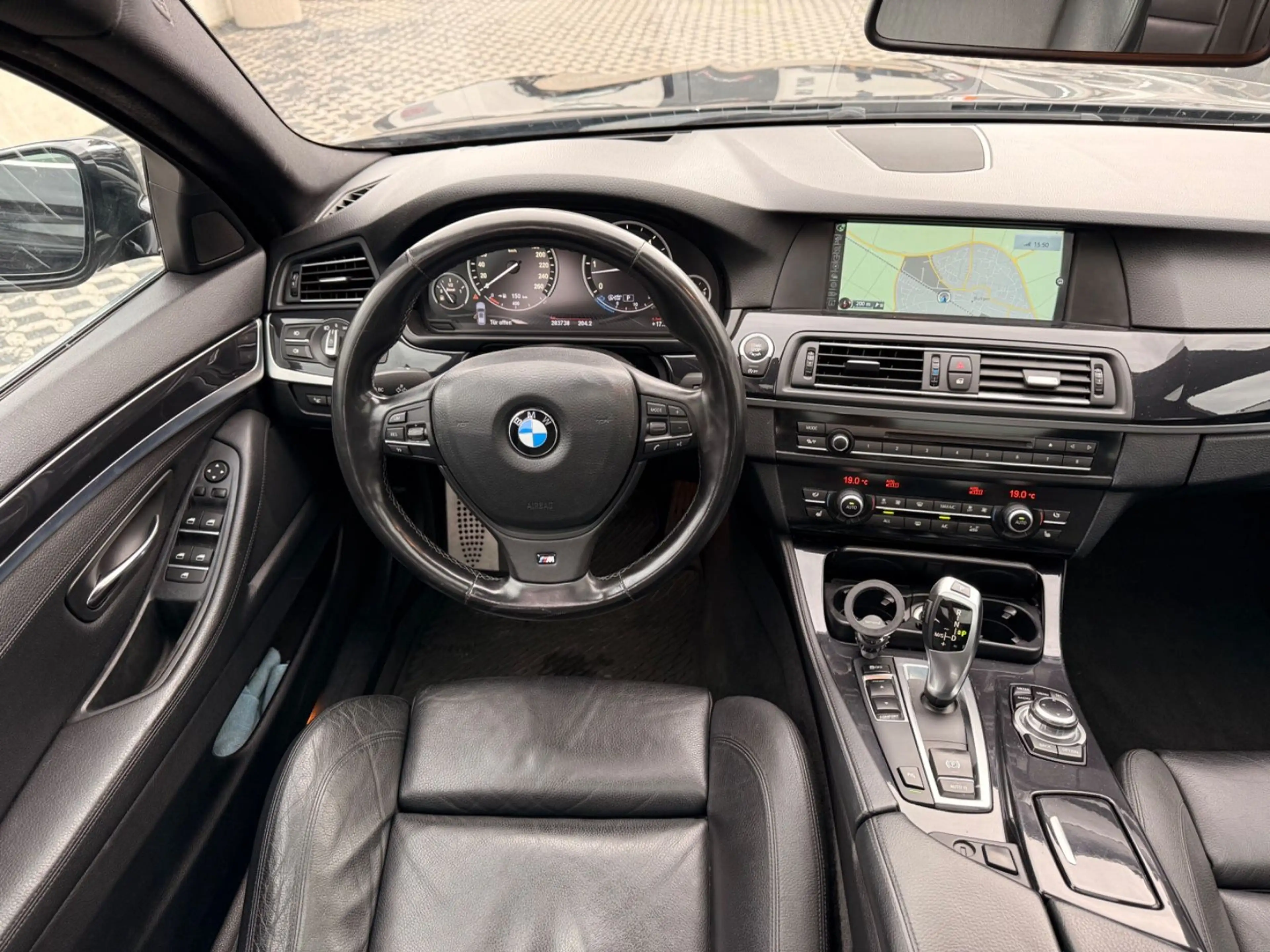 BMW 530 5 Touring 530 d M Sport *HUD* — photo 13