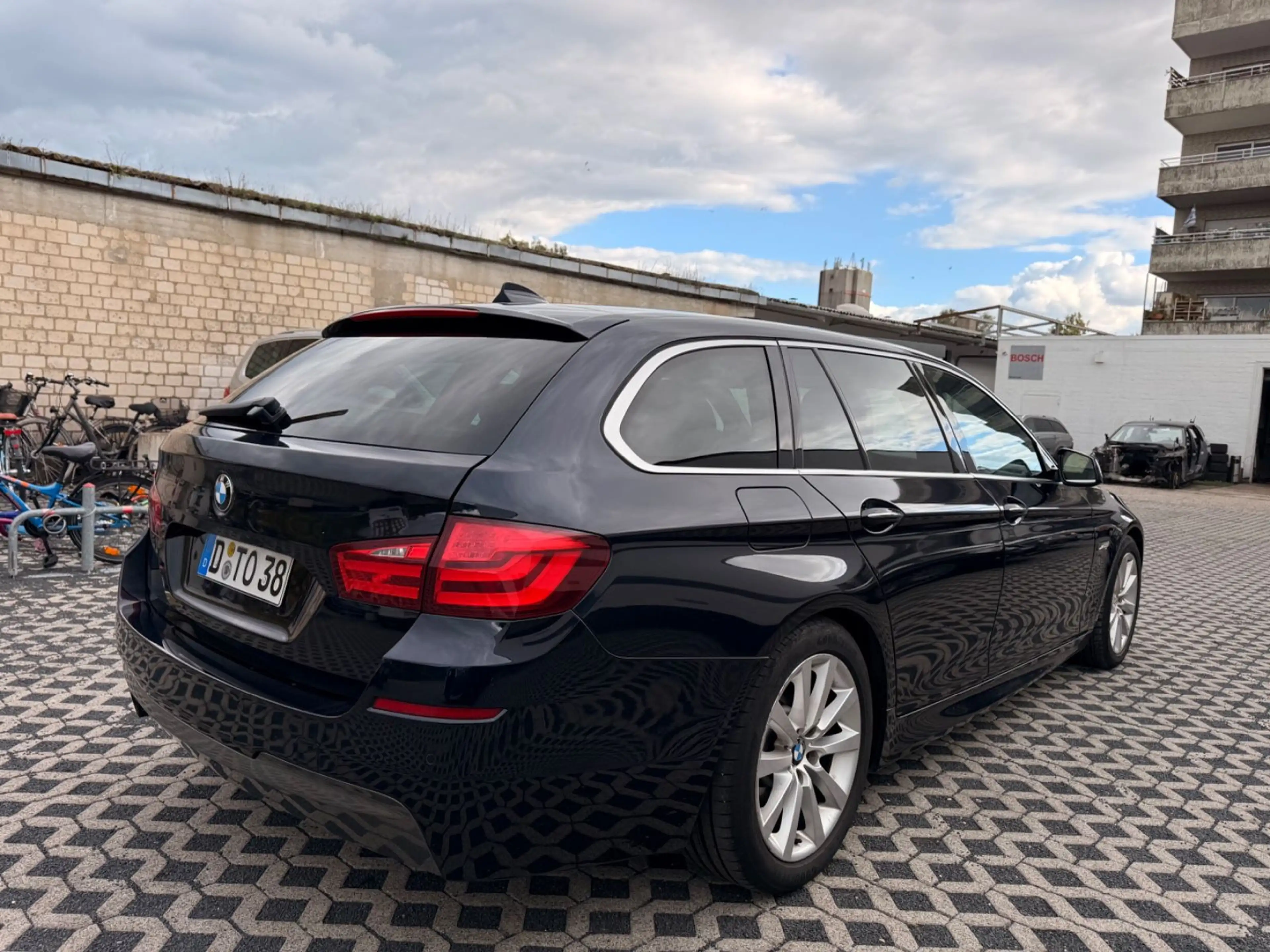 BMW 530 5 Touring 530 d M Sport *HUD* — photo 5