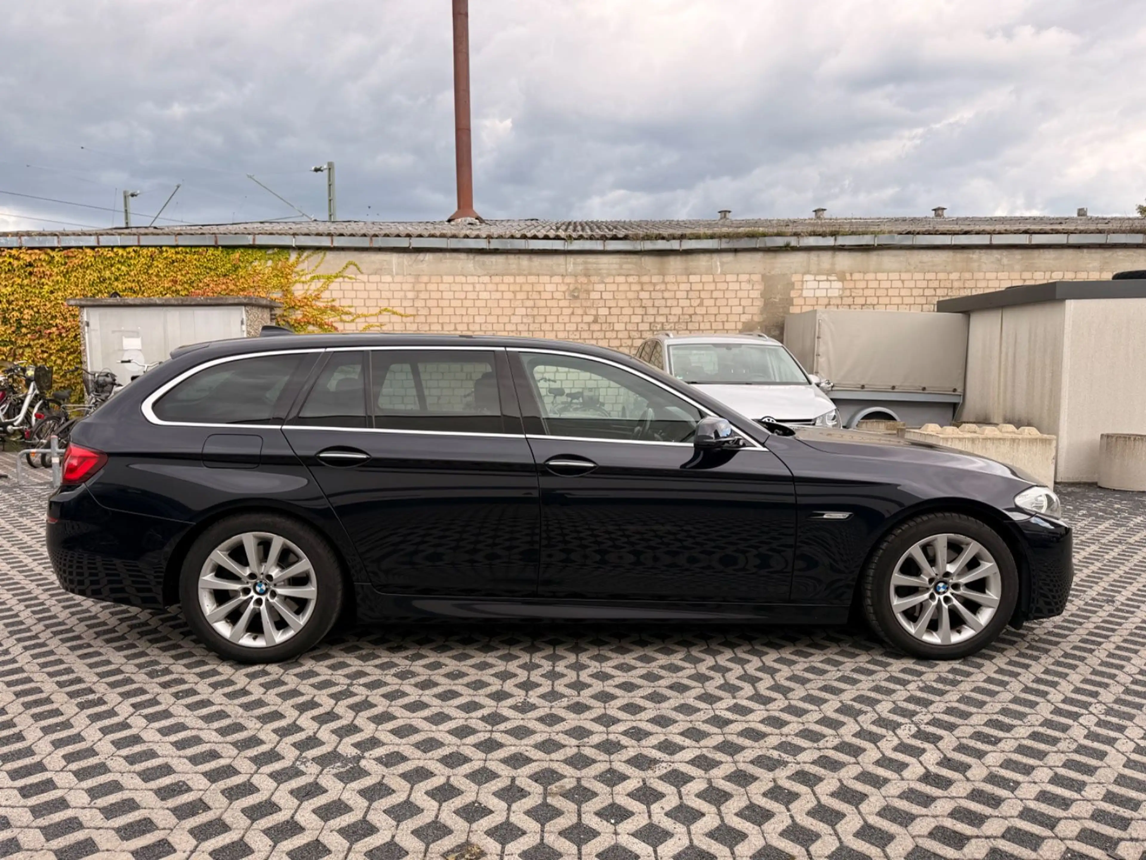 BMW 530 5 Touring 530 d M Sport *HUD* — photo 6