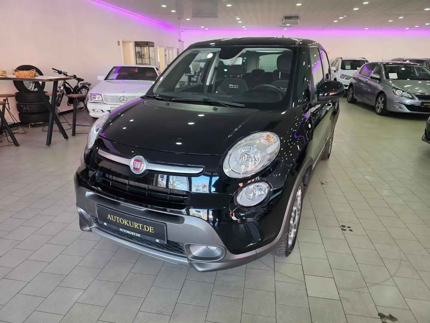 Fiat 500L Trekking Rock N 2.Hand Garantie Schwarz - 2