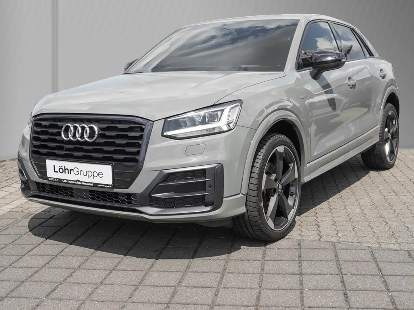 Audi Q2 35 TFSI S tronic S Line /Navi/LED/AHK/HuD/ACC Grau - 2