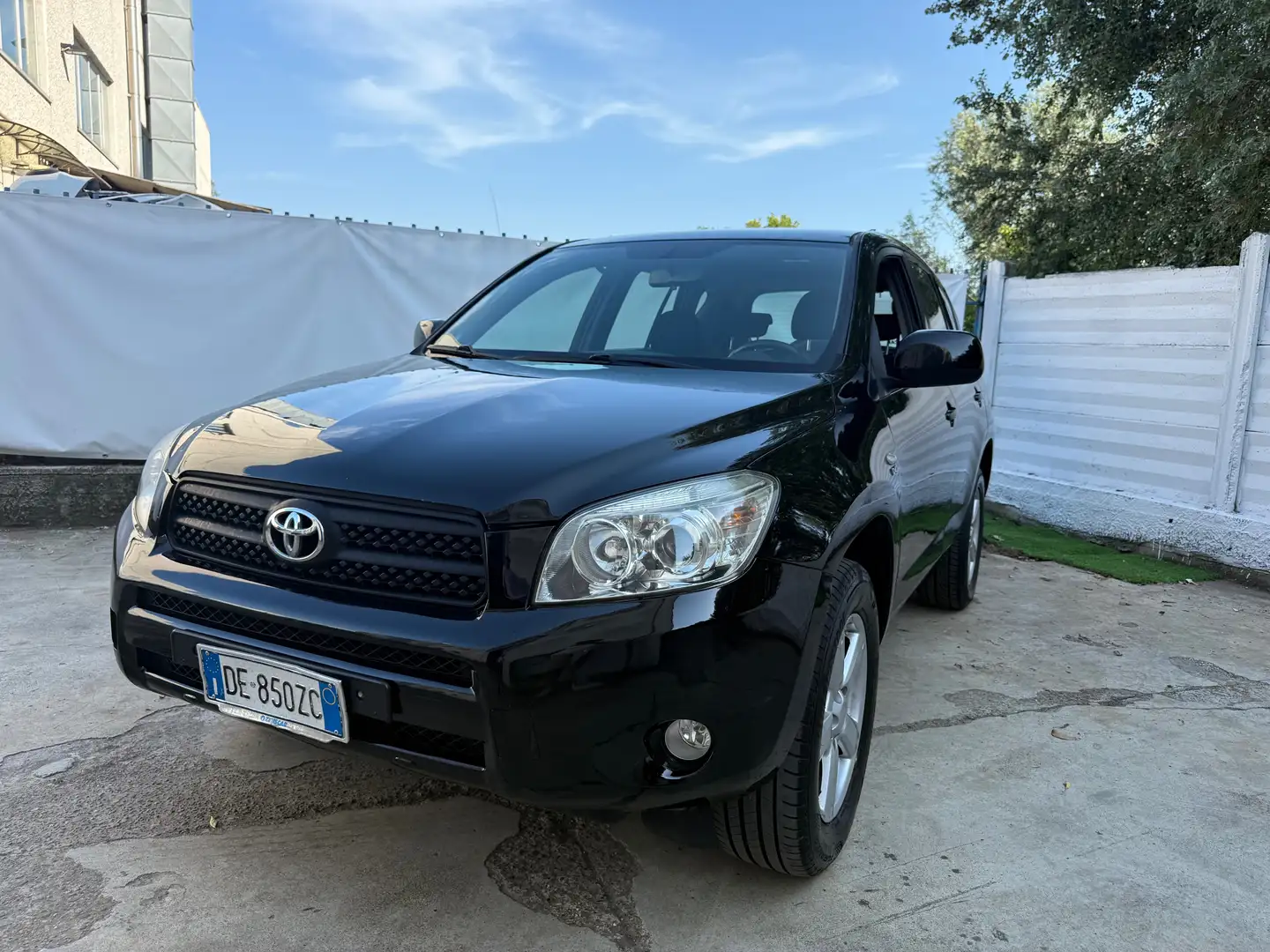 Toyota RAV 4 RAV4 2.2 d-4d Sol 136cv dpf Nero - 1