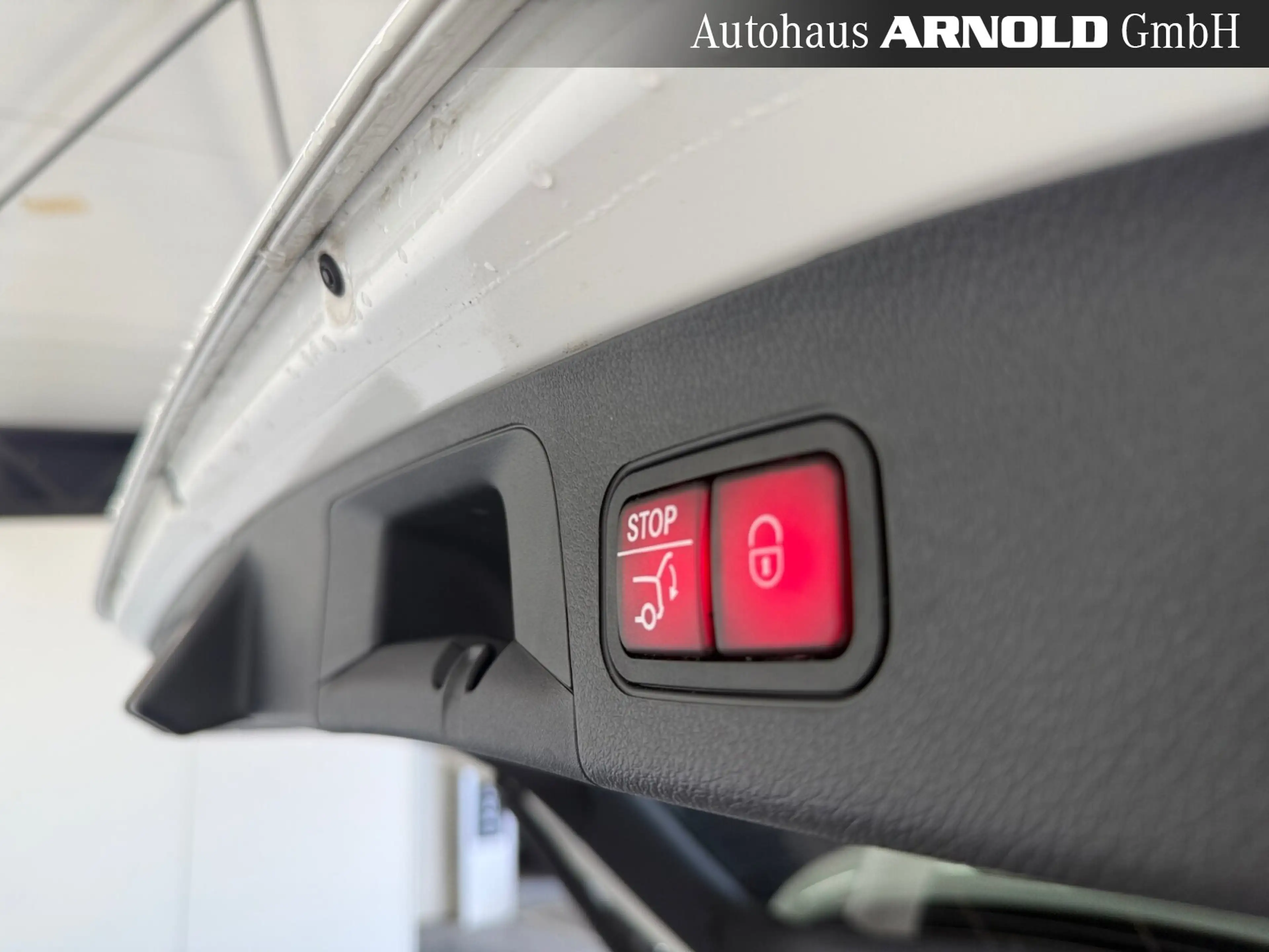 Mercedes-Benz GLA 250 GLA 250 4M AMG-Line Head-Up DISTRONIC 360° Night — photo 15