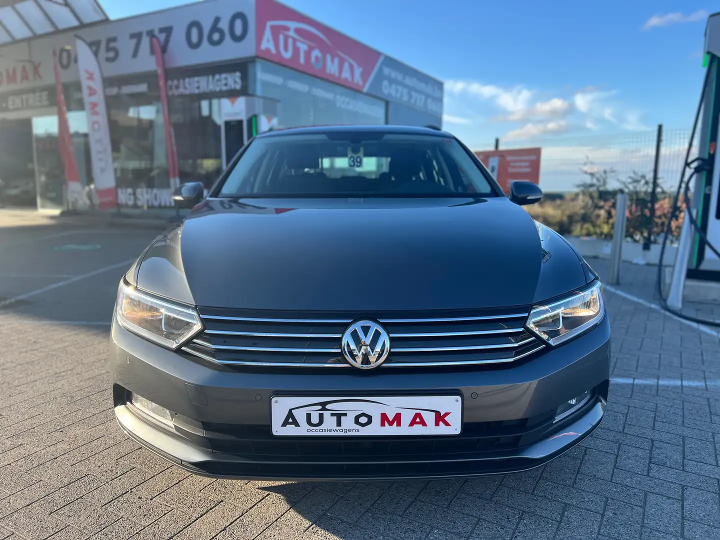 Volkswagen Passat Variant Passat SW 1.6 CR TDi Highline Gris - 1