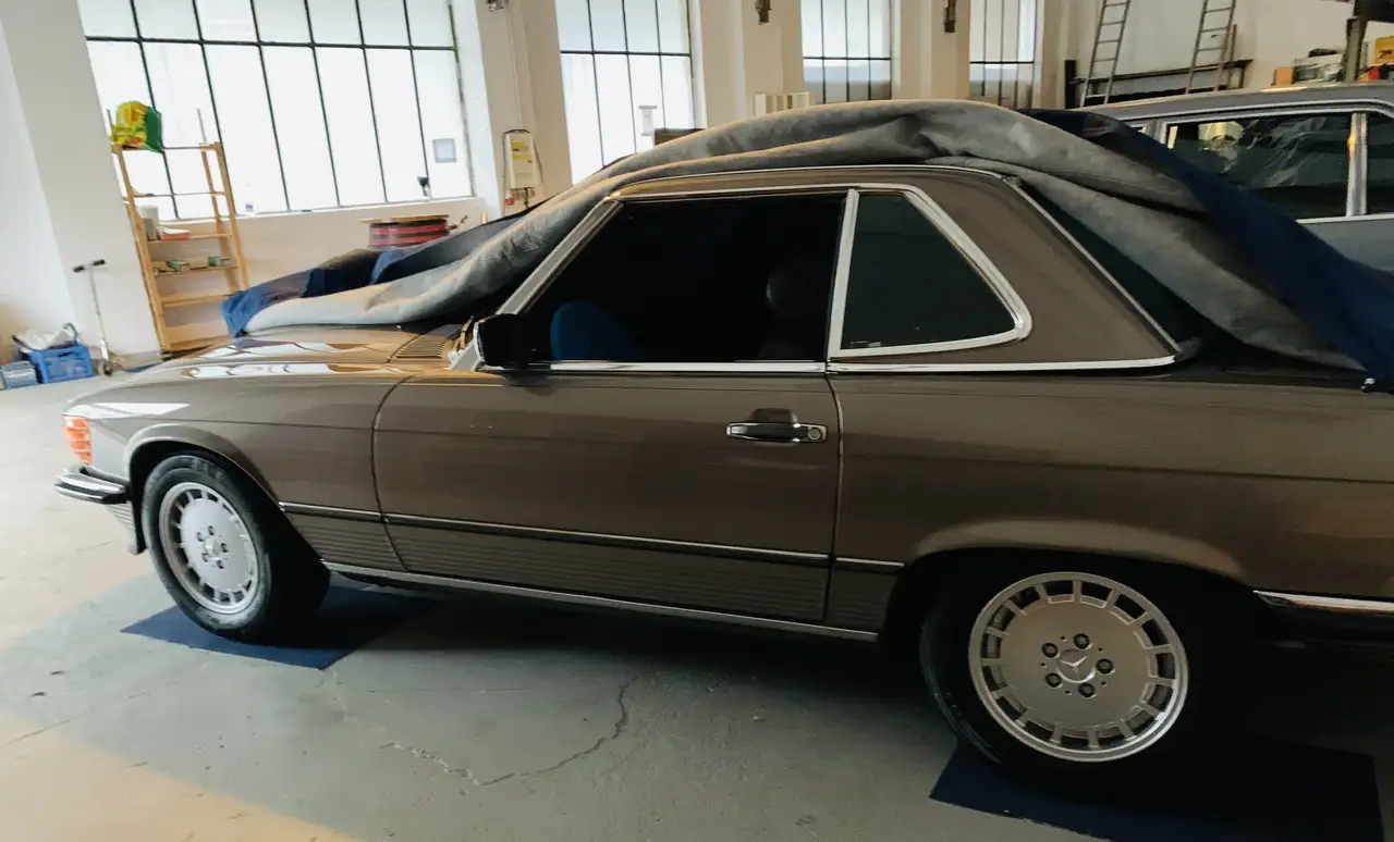 Mercedes-Benz SL 300, foto 2