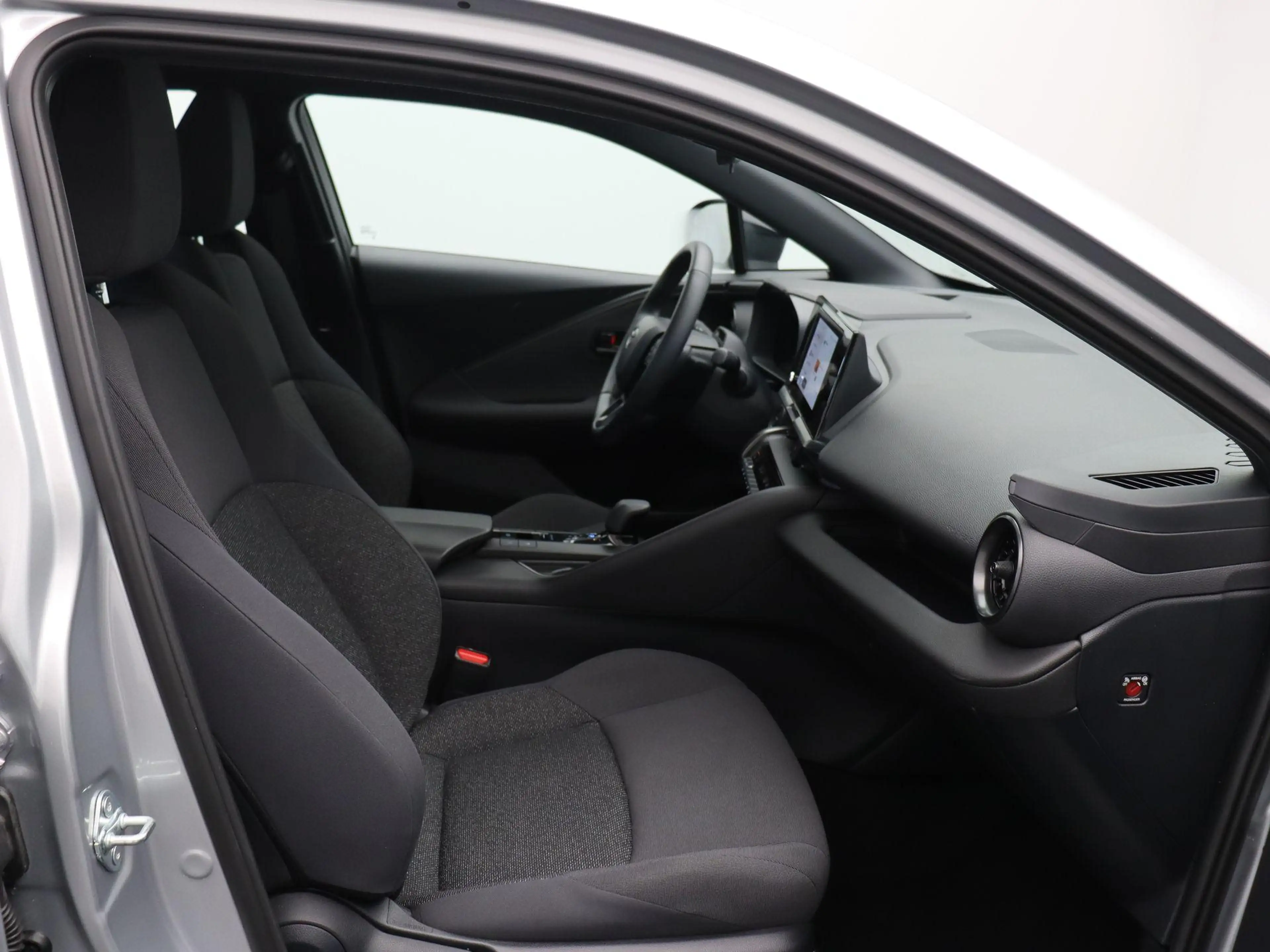 Toyota C-HR 1.8 Hybrid 140 Active | Stoel- en stuurwielverwarm — photo 12