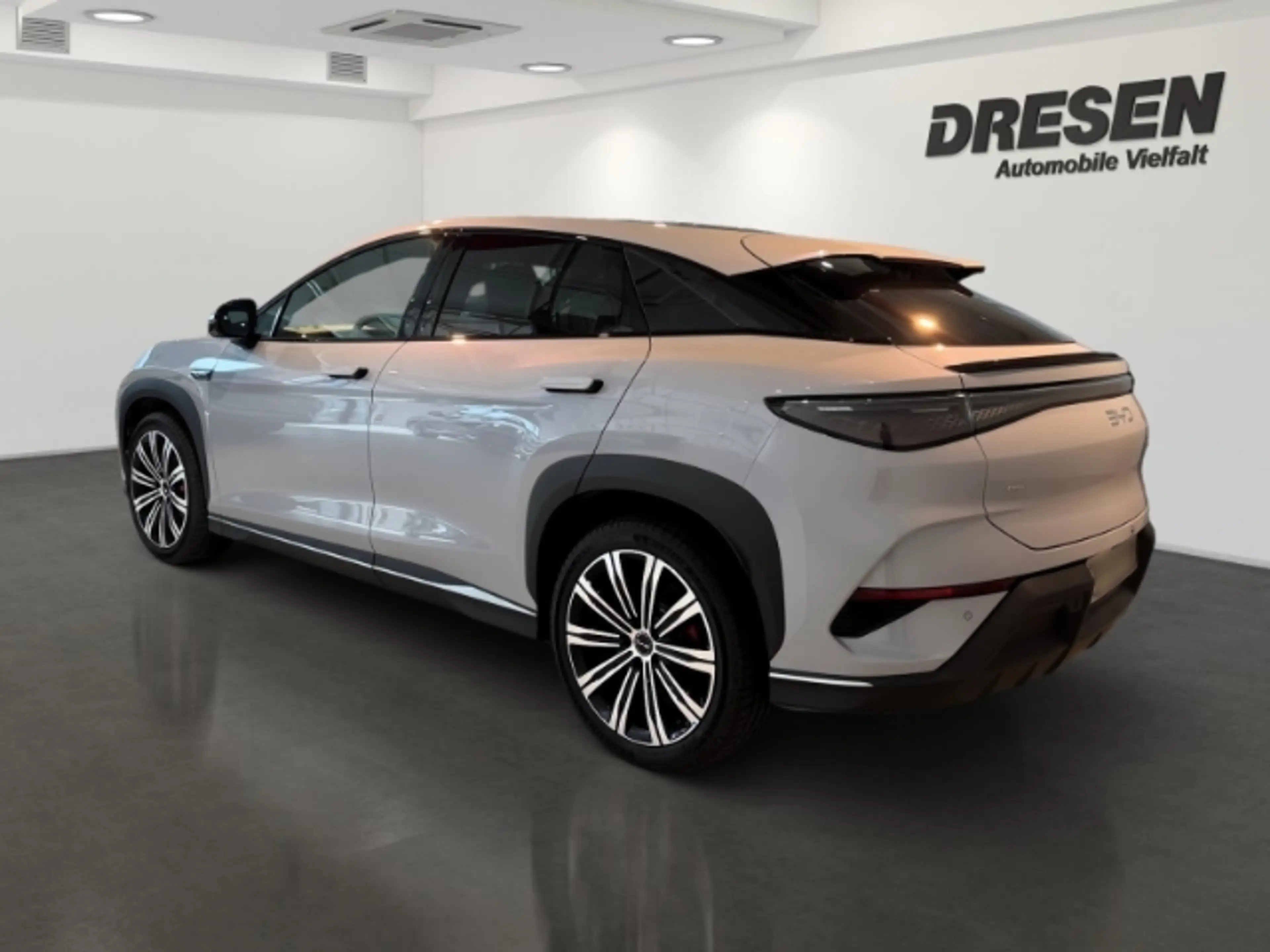 BYD Sealion 7 Design/Allrad/360 Kamera/Panorama/Elektr.Heckkl./N — photo 3