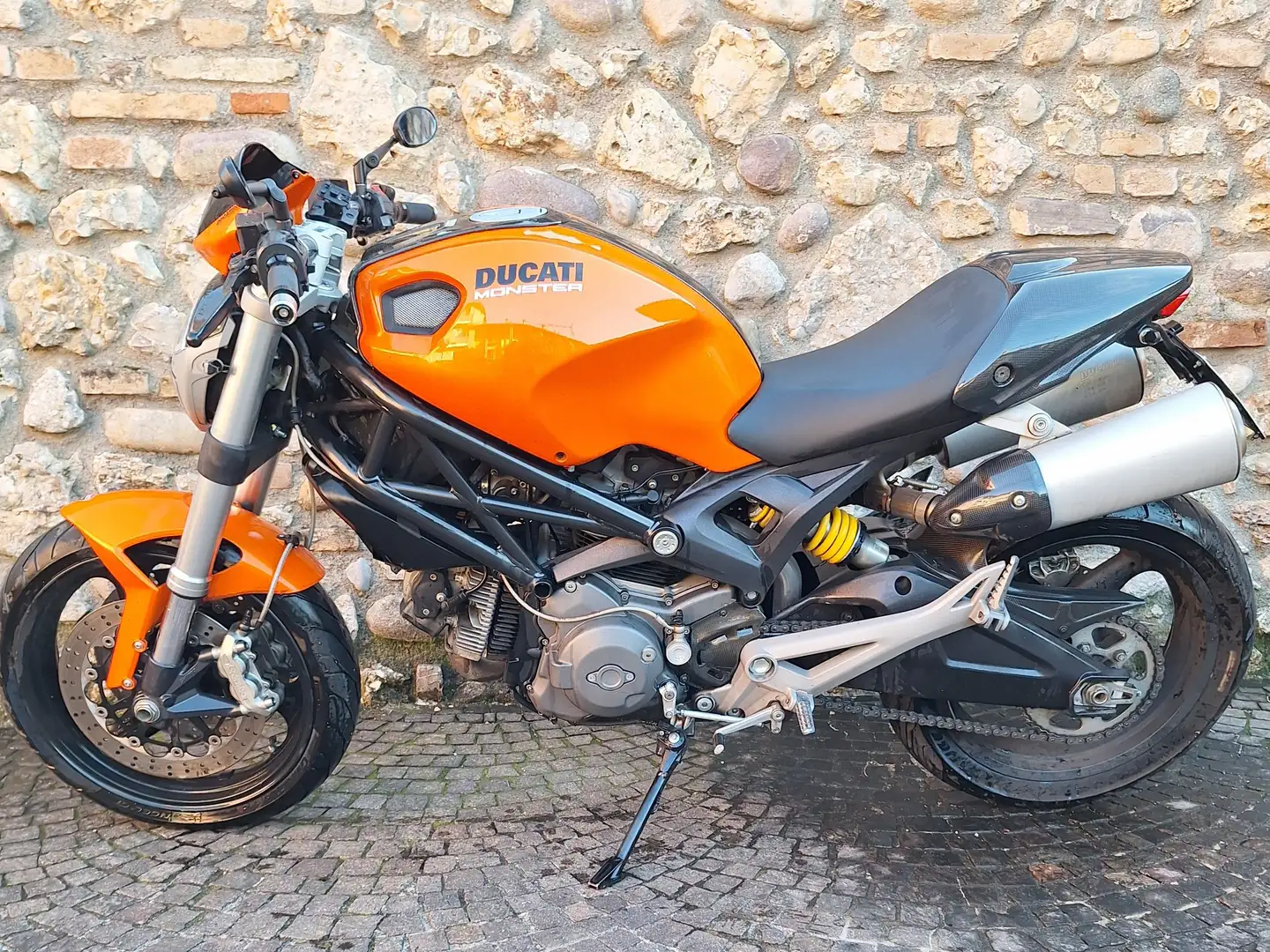 Ducati Monster 696 Naranja - 1