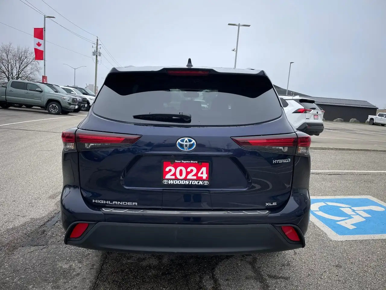 Toyota Highlander снимка Toyota Highlander