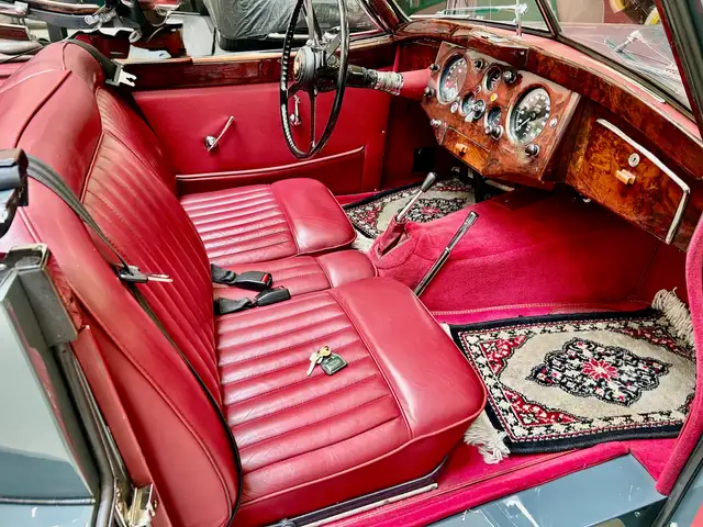 Jaguar Sonstige XK 120 DHC Ansicht 22