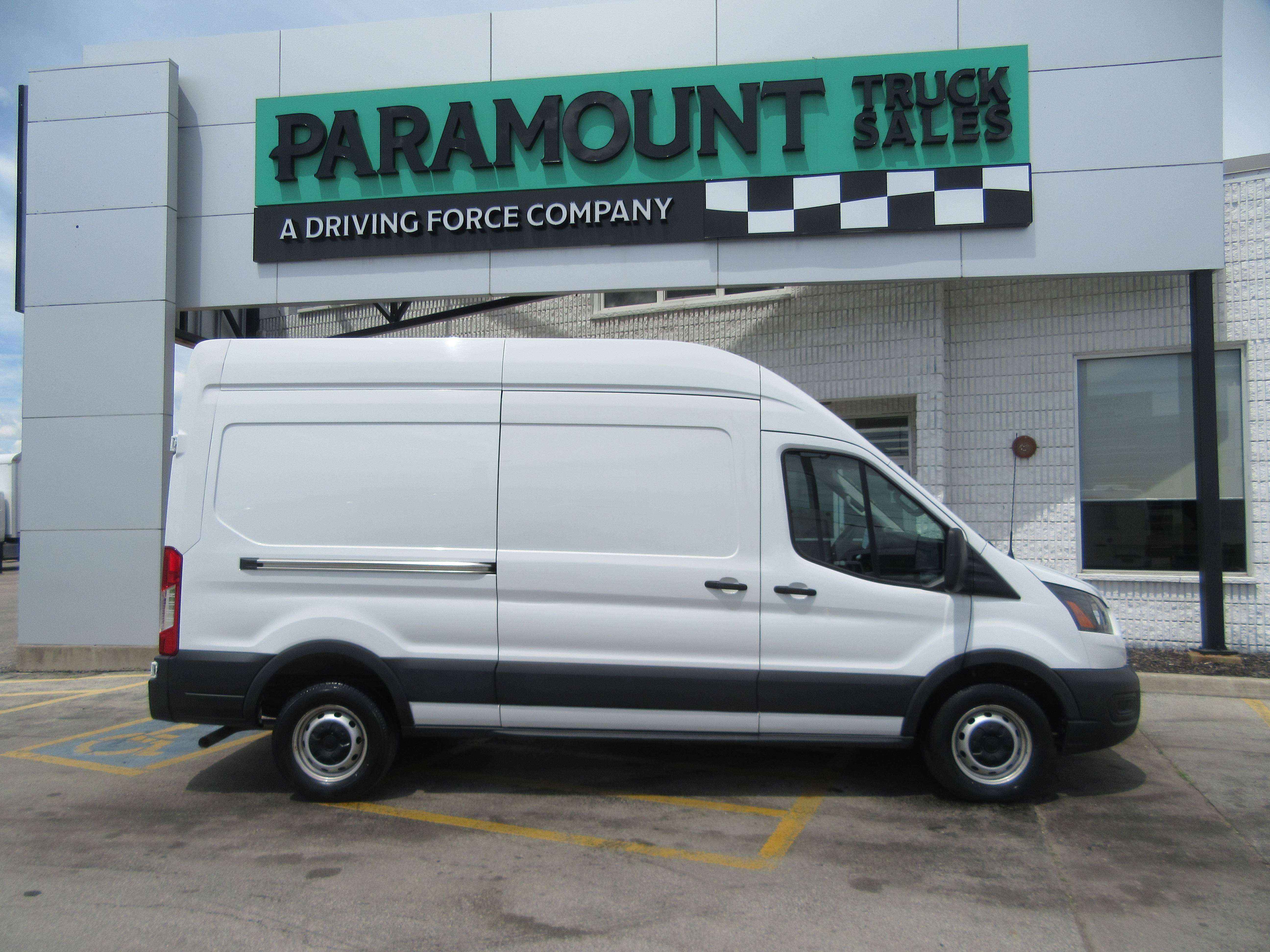 2022 Ford Transit Cargo Van