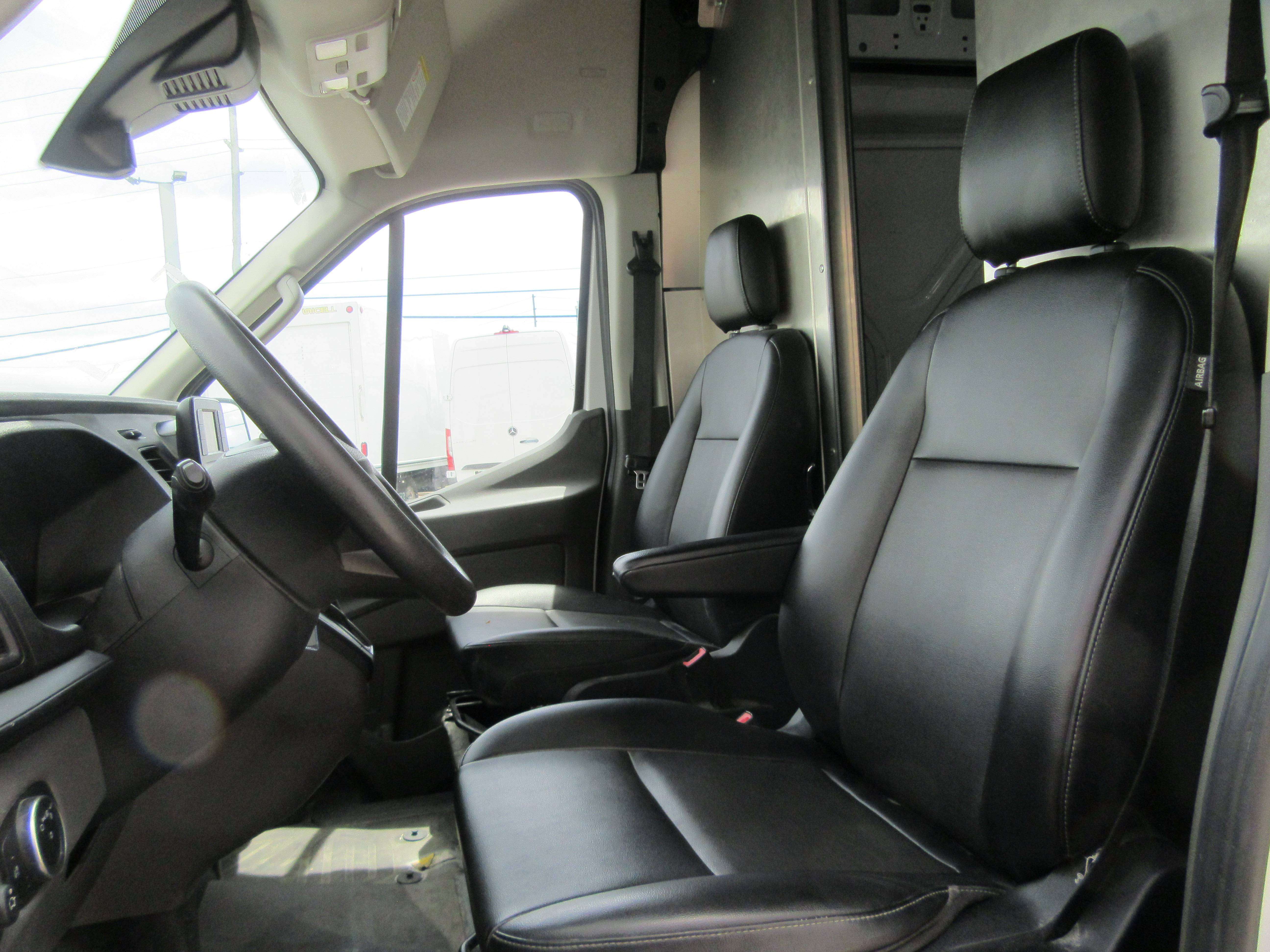 2022 Ford Transit Cargo Van