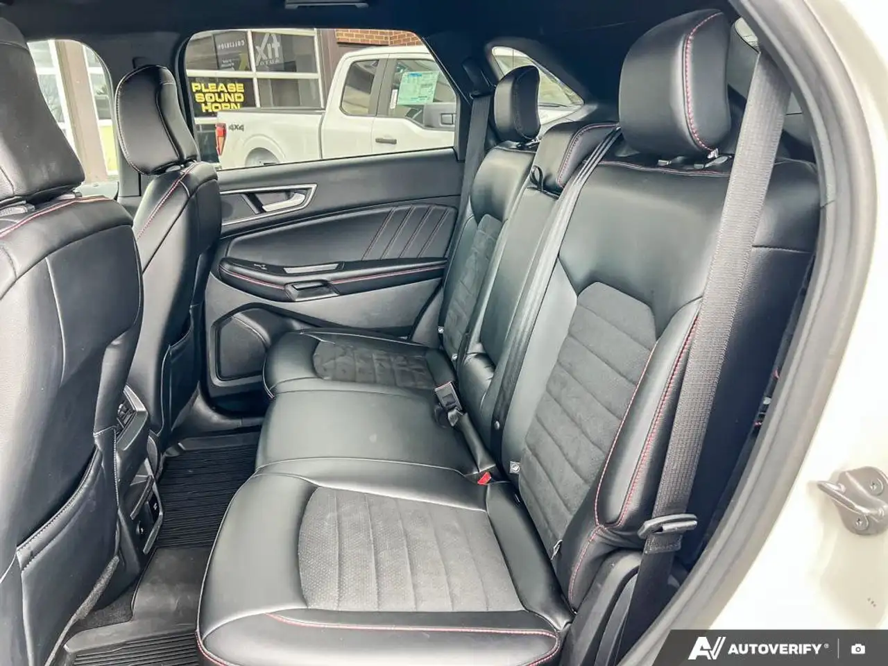 Ford Edge снимка Ford Edge