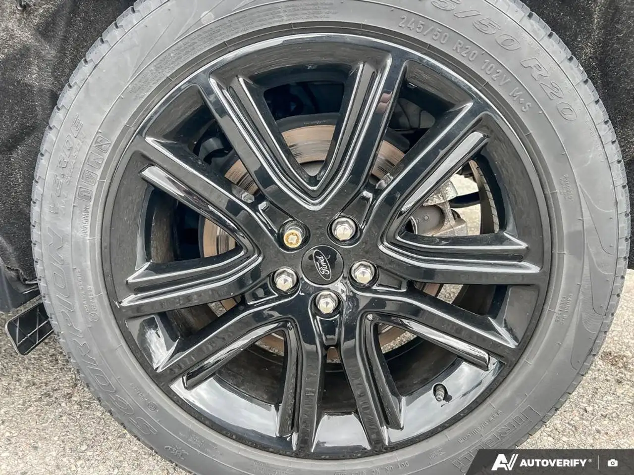 Ford Edge снимка Ford Edge