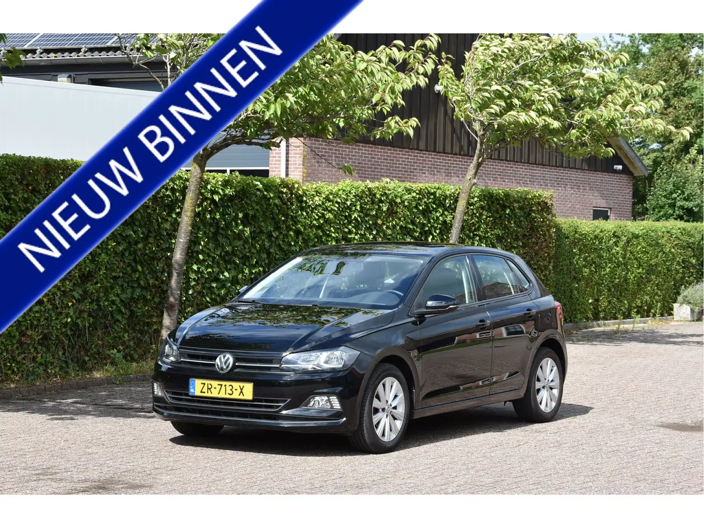 Volkswagen Polo 1.0 TSI 97 PK 50 dkm NAP 1e eigenaar Navi Carplay Zwart - 1