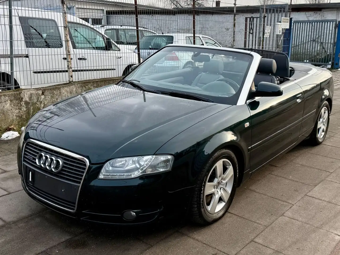 Audi A4 Cabriolet 3.0 TDI quattro/AUTOMATIK/TÜV NEU Grün - 2