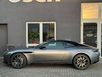DB11 V8 Coupe Service & Garantie neu