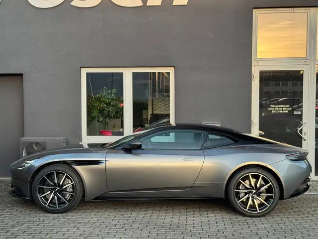 Aston Martin DB11 DB11 V8 Coupe Service & Garantie neu