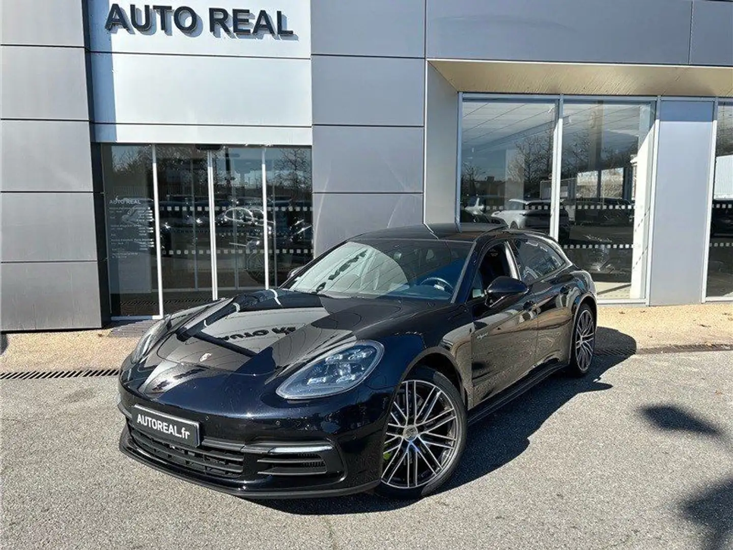 Porsche Panamera 4 V6 3.0 462 Hybrid Sport Turismo PDK Schwarz - 1