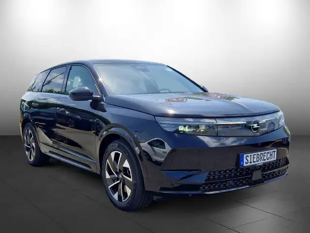 Opel Grandland view 2