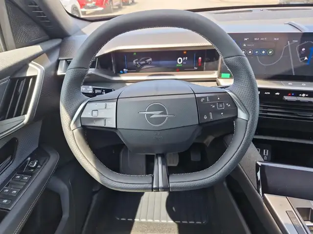 Opel Grandland view 11