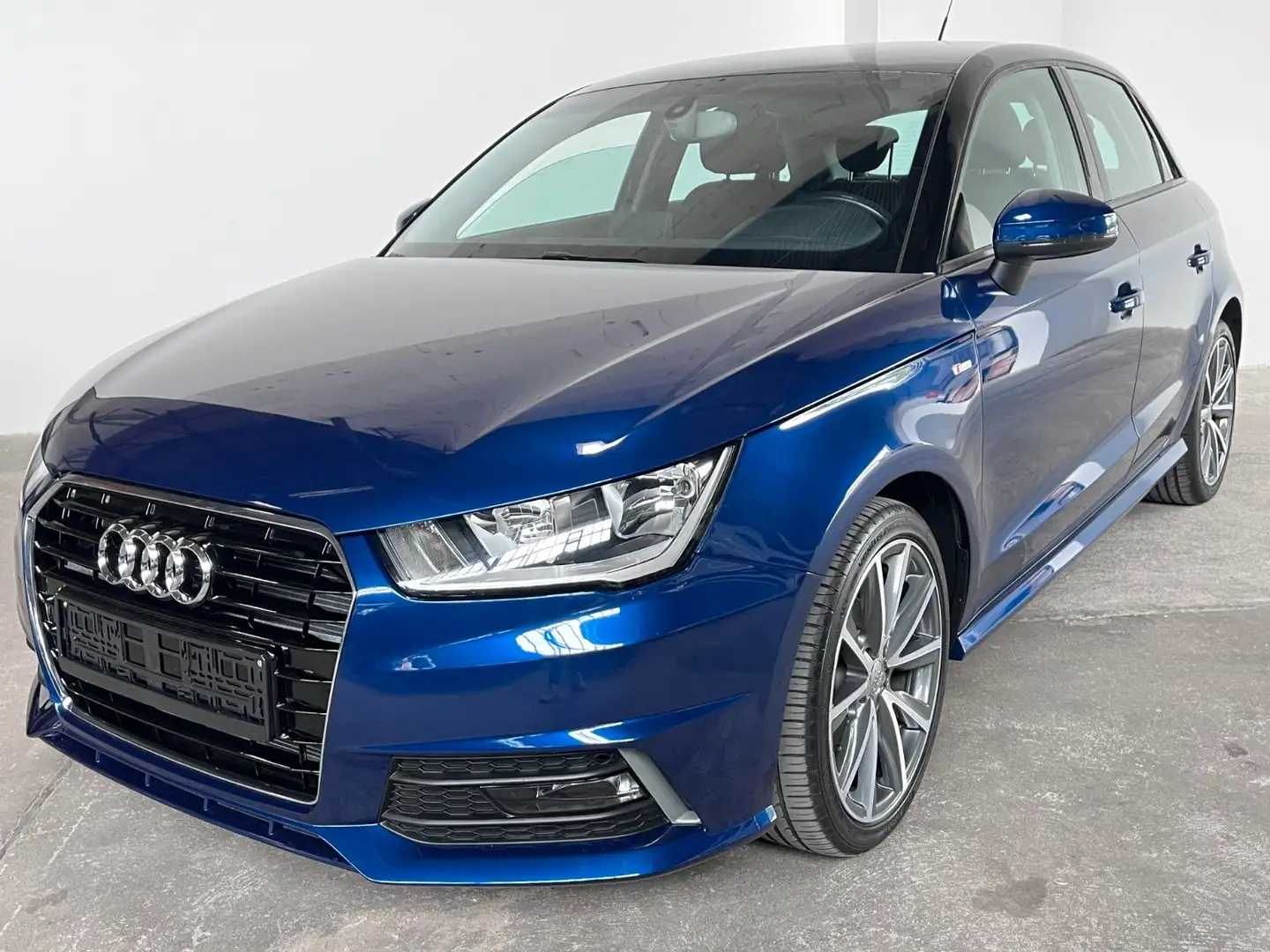 Audi A1 Sportback 1.0 S Line Blu/Azzurro - 1