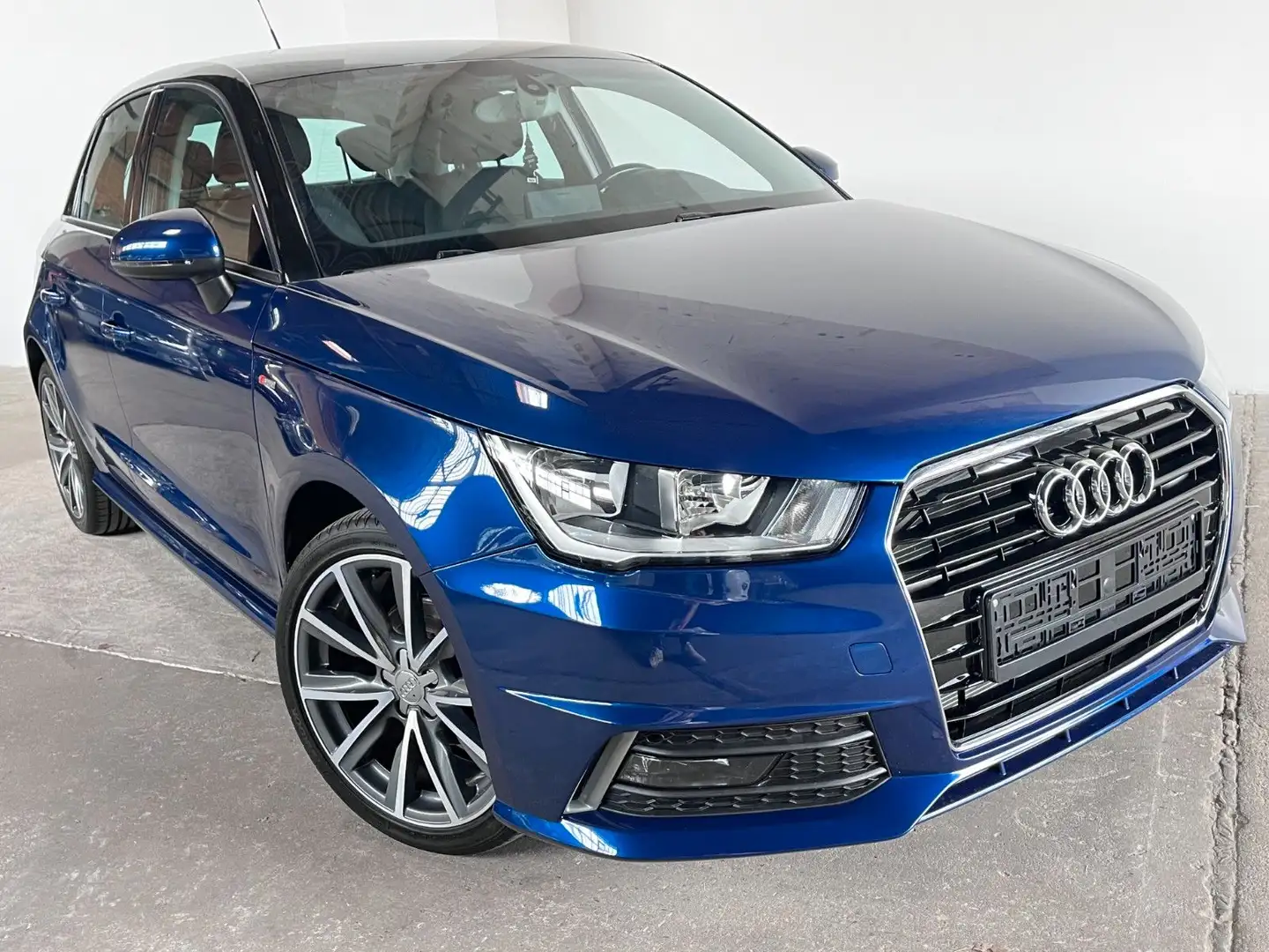 Audi A1 Sportback 1.0 S Line Blu/Azzurro - 2