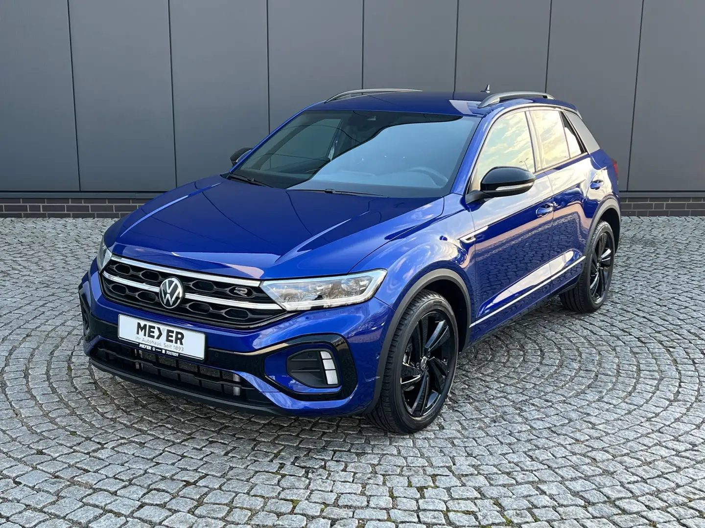 Volkswagen T-Roc R-Line 1.5 TSI DSG *AHK,LED,BlackStyle,PDC,LM'-18 Bleu - 2