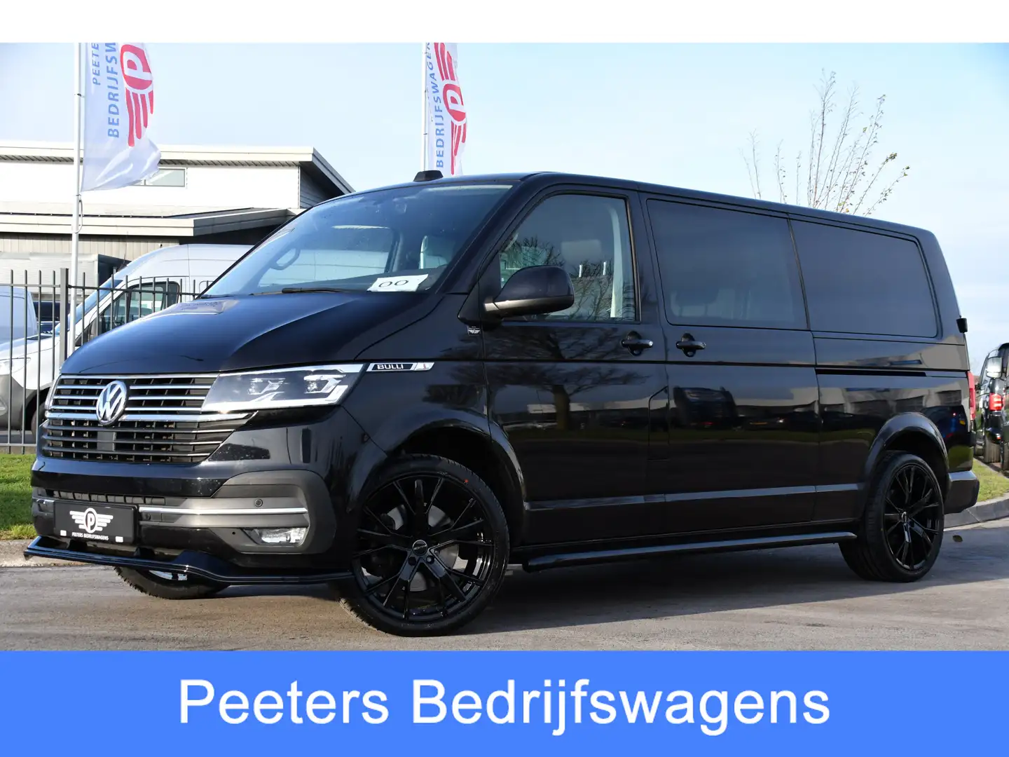 Volkswagen T6.1 Transporter 2.0 TDI L2H1 30 DC Bulli Black Edition Virtual, Ad Noir - 1