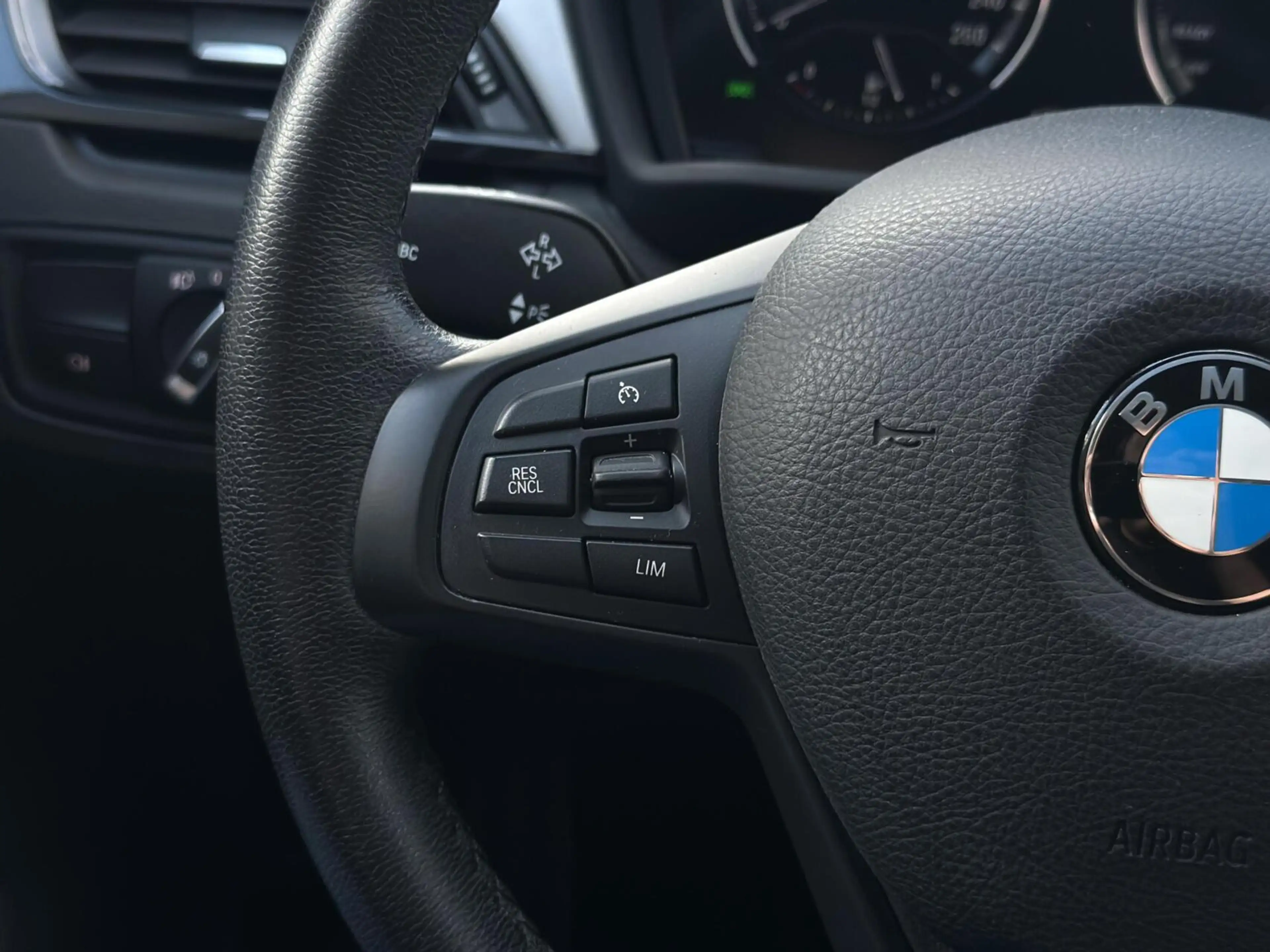 BMW X1 xDrive25e Led, Camera, Navi, Bluetooth, LM.. — photo 10