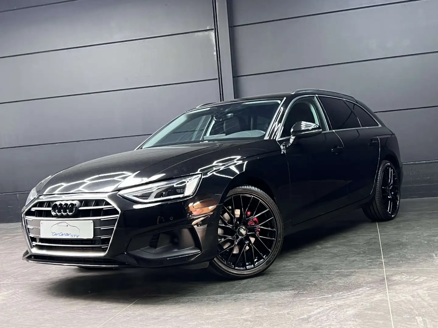 Audi A4 Avant 35 TFSI S tronic 150 Pk / Leder / LED / Noir - 1