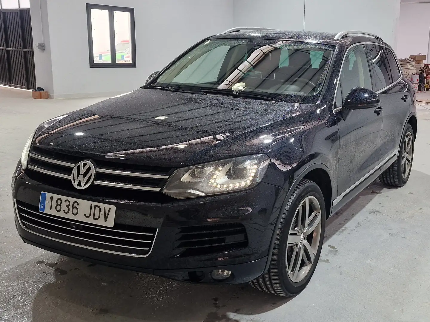 Volkswagen Touareg 4.2 tdi v8 340cv Negro - 1