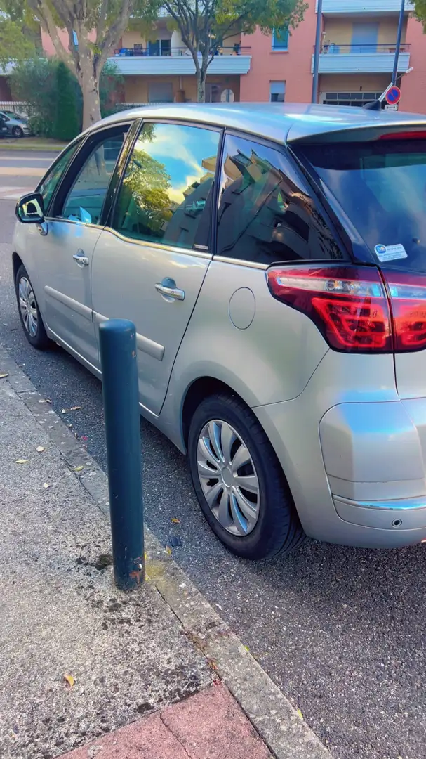 Citroen C4 Picasso HDi 112 FAP Exclusive - 1