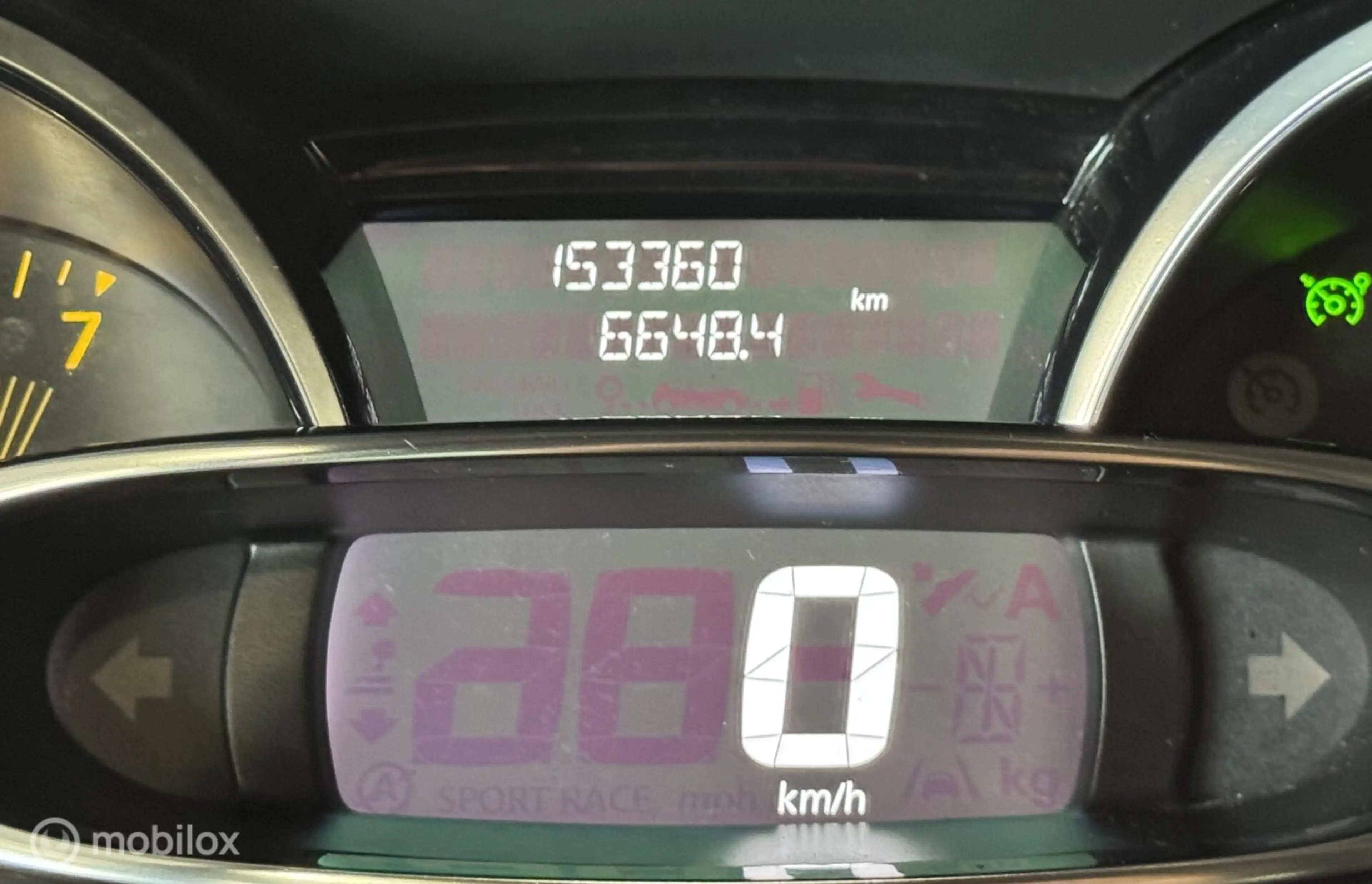 Renault Clio Estate 0.9 TCe Night&Day [ NAP cruise camera LM ] — photo 17