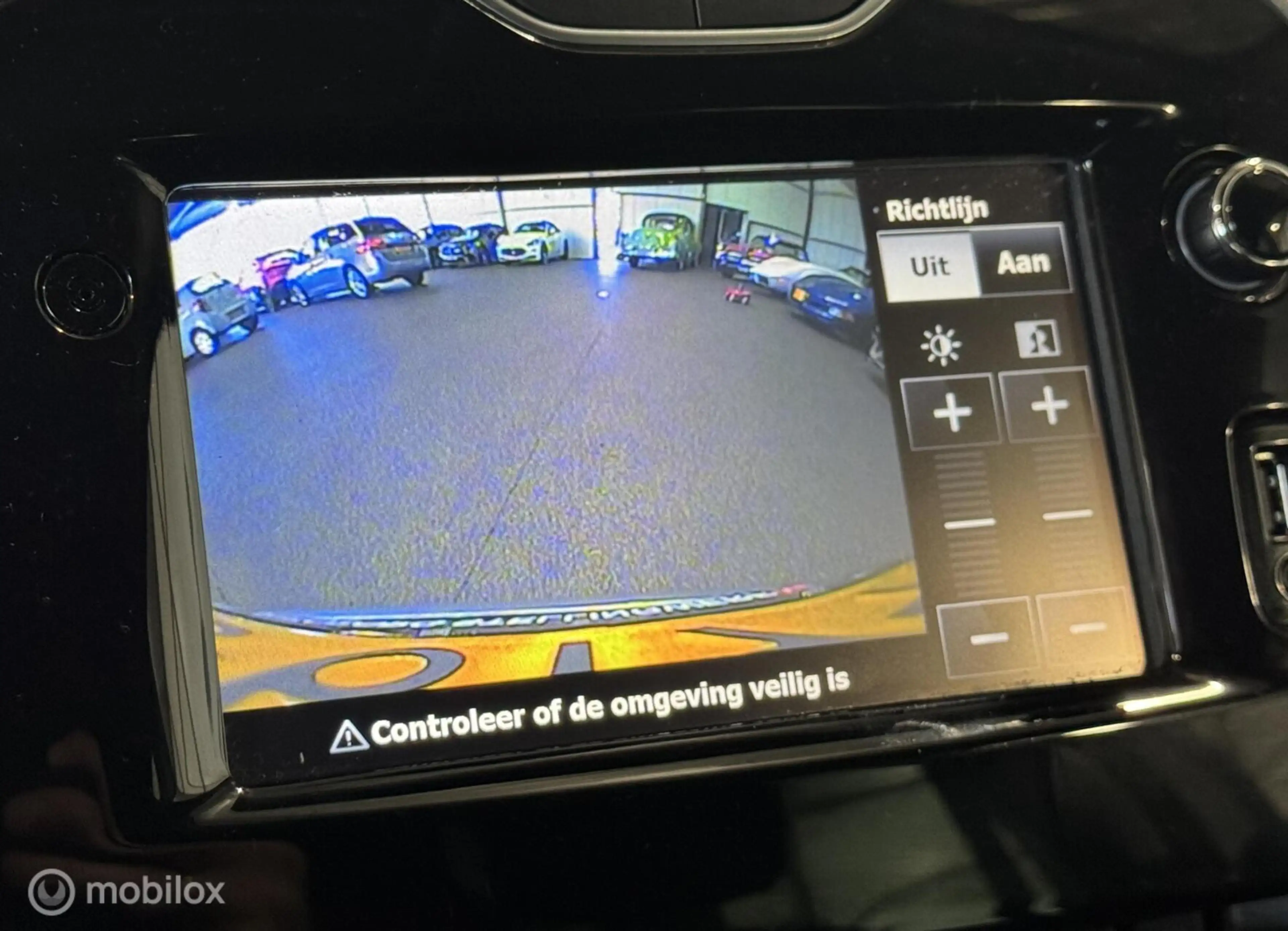 Renault Clio Estate 0.9 TCe Night&Day [ NAP cruise camera LM ] — photo 18