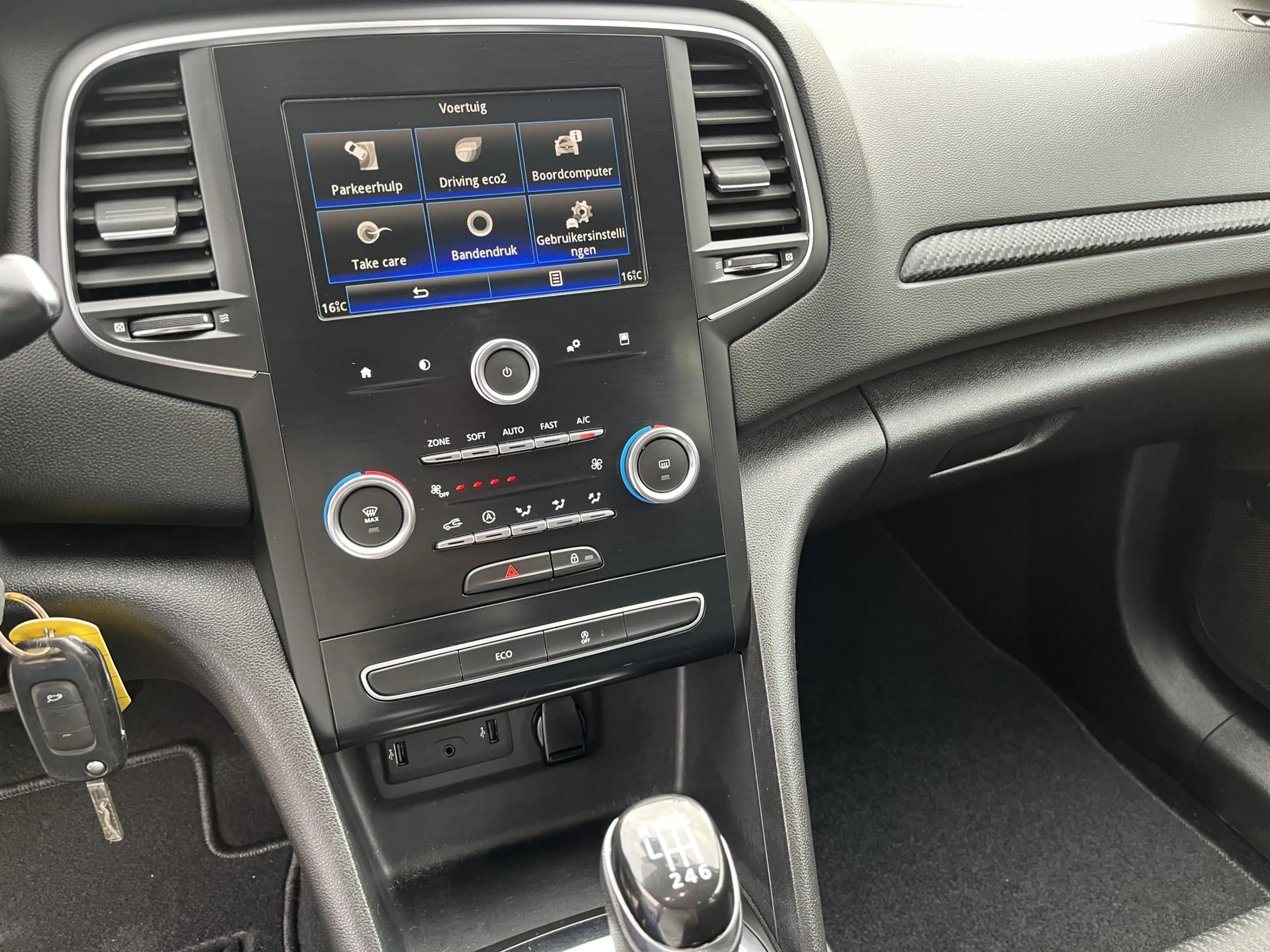Renault Megane Estate 1.5 dCi Eco2 Zen Trekhaak Nieuwe A.P.K Xeno — photo 15