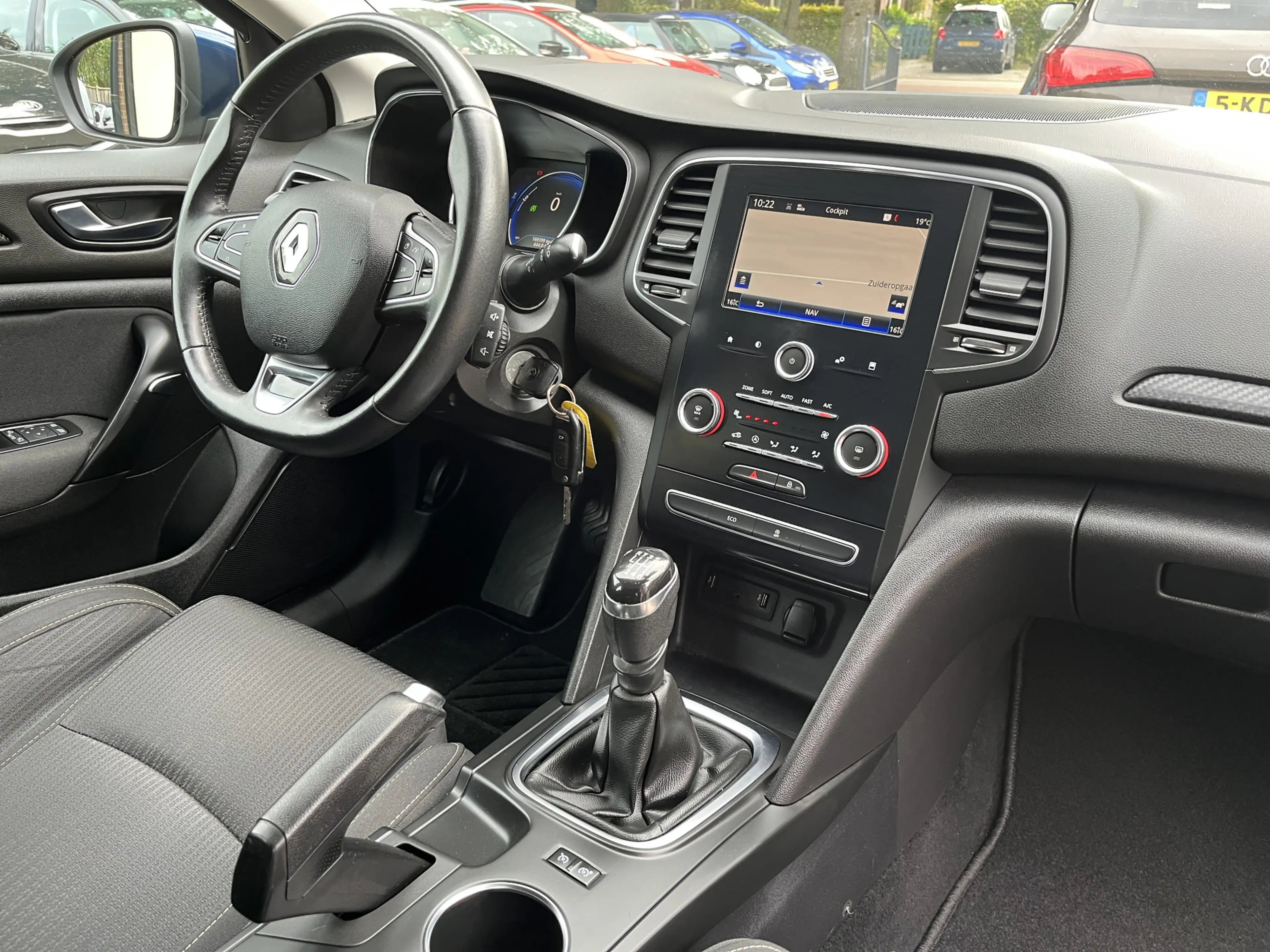 Renault Megane Estate 1.5 dCi Eco2 Zen Trekhaak Nieuwe A.P.K Xeno — photo 12