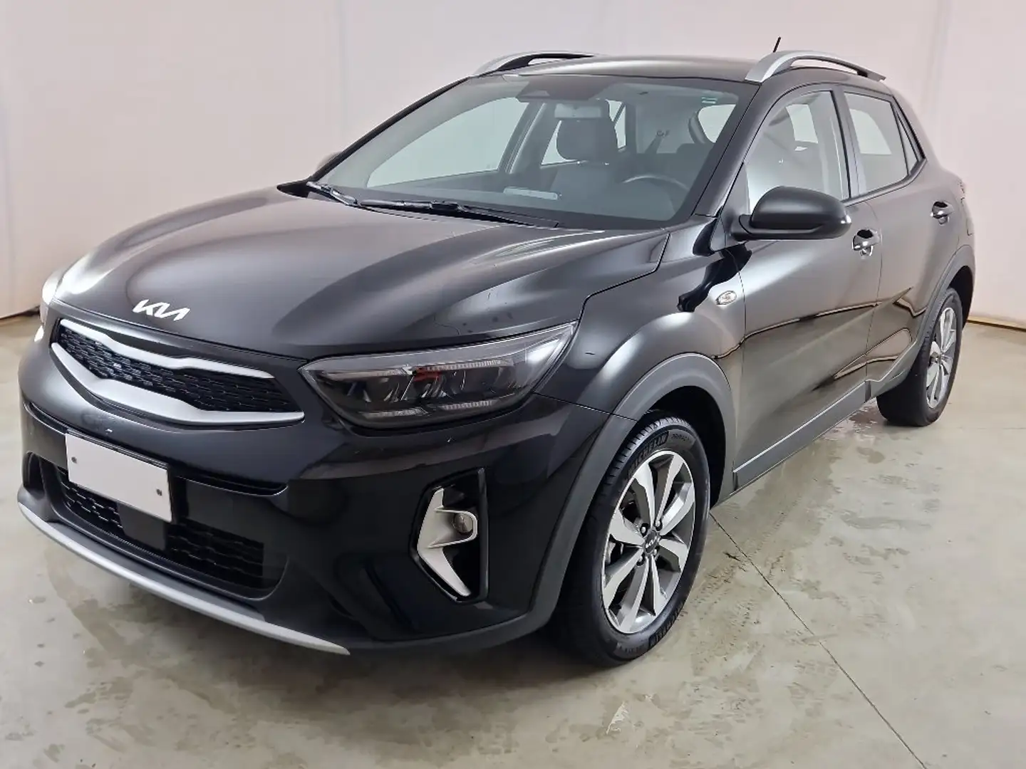 Kia Stonic Stonic 1.2 dpi Urban gpl 82cv Nero - 1