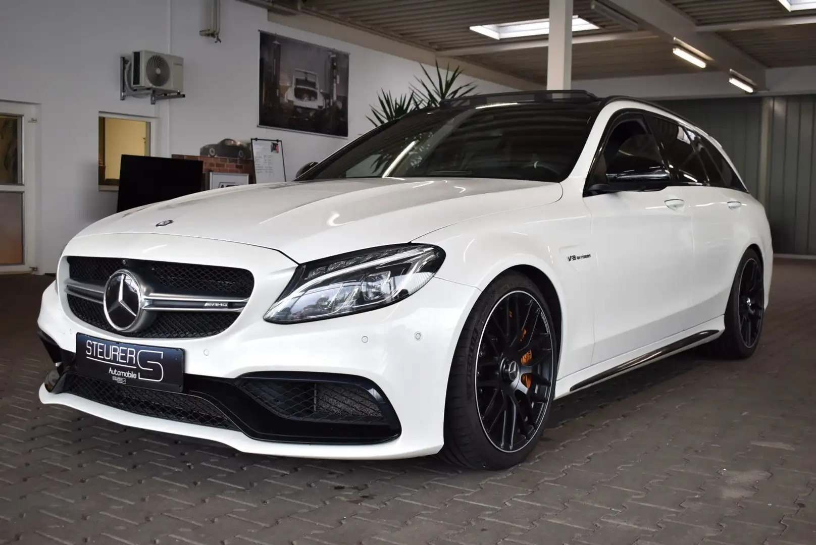Mercedes-Benz C 63 S AMG Keramik Schalen HUD Designo Burmester Wit - 1