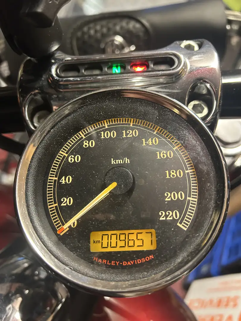 Harley-Davidson Breakout Softail FXBS Rojo - 2