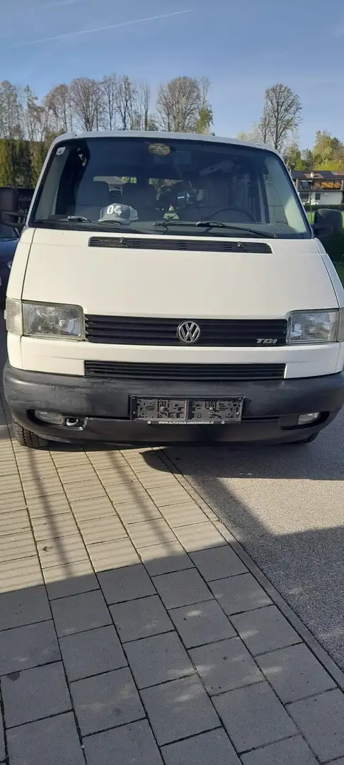 Volkswagen T4 Kombi 2,5Liter ACV Motor White - 1
