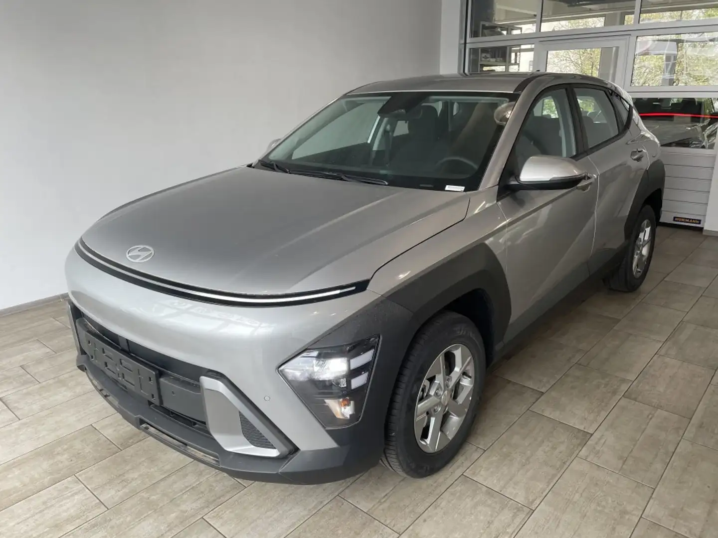 Hyundai KONA SX2 DCT 1.0 T-GDI Navi LED PDC v+H SHZ Lager Silber - 2