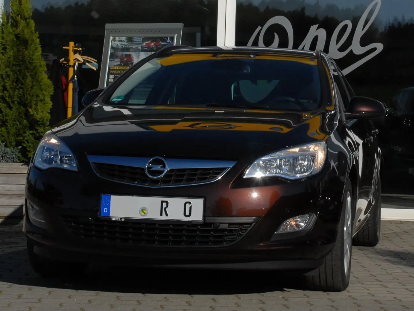 Opel Astra Astra 1.7 CDTI DPF Sports Tourer Design Edition Hnědá - 1