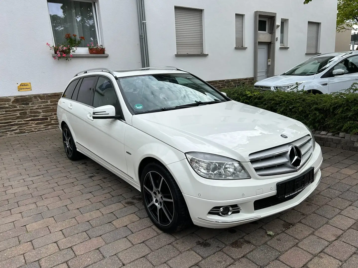 Mercedes-Benz C 220 C 220 T CDI BlueEfficiency Avantgarde - Automatik Alb - 1