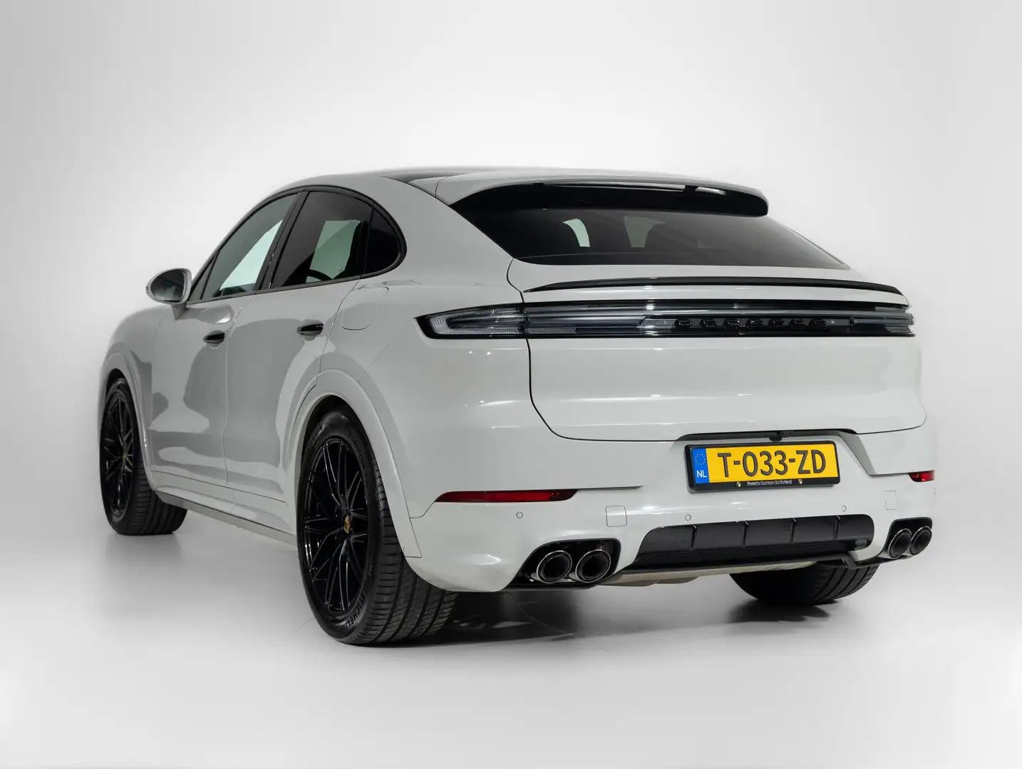 Porsche Cayenne Coupé E-Hybrid Gris - 2
