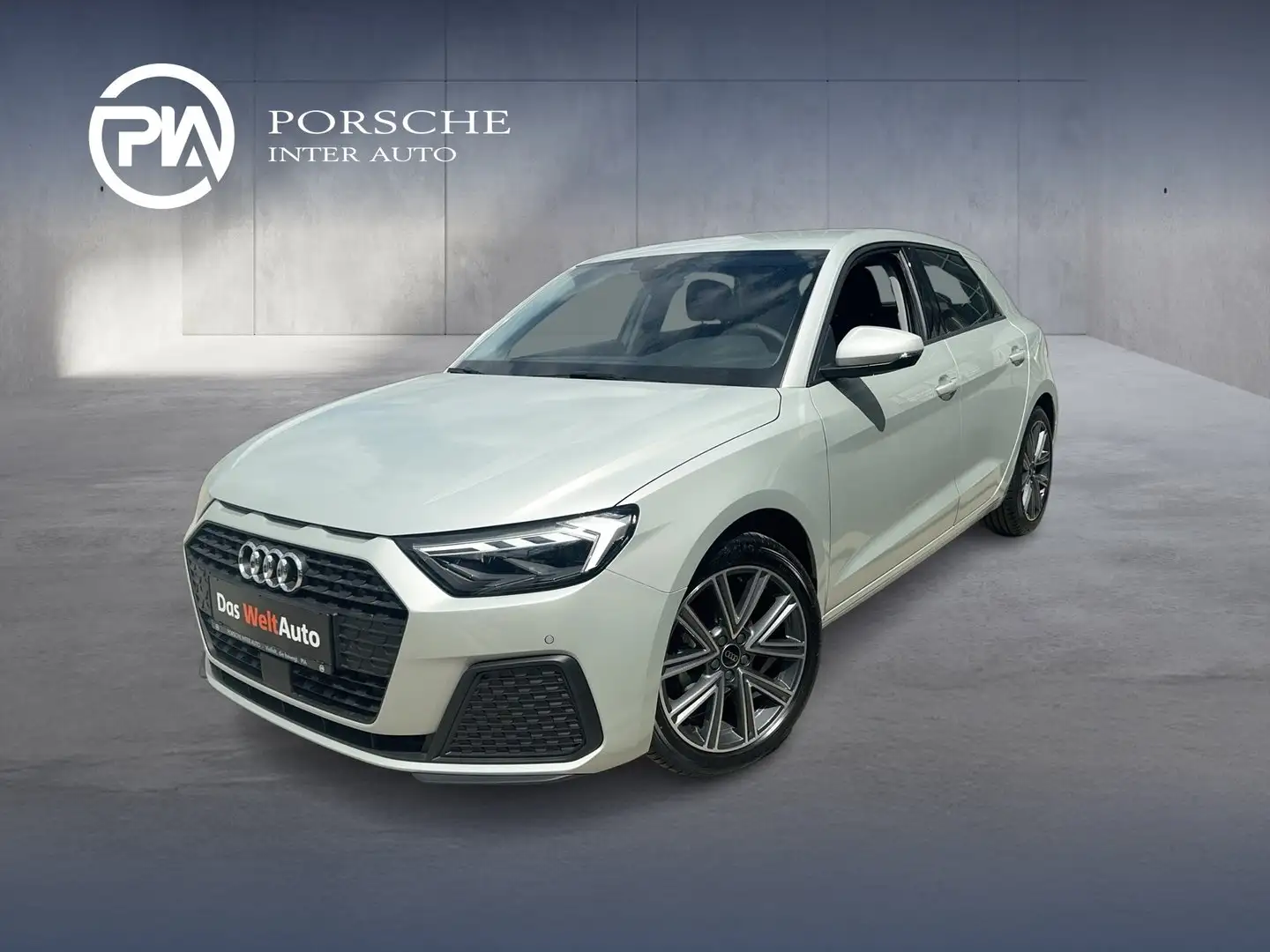 Audi A1 25 TFSI intense Silber - 1