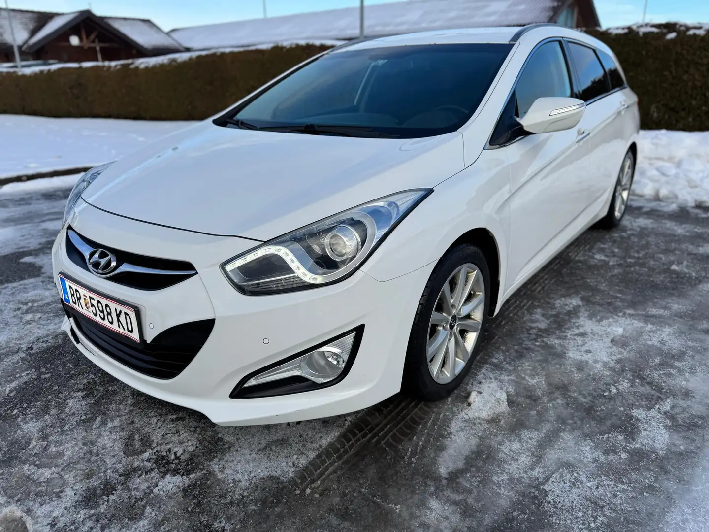 Hyundai i40 Style 1,7 CRDi DPF - 1
