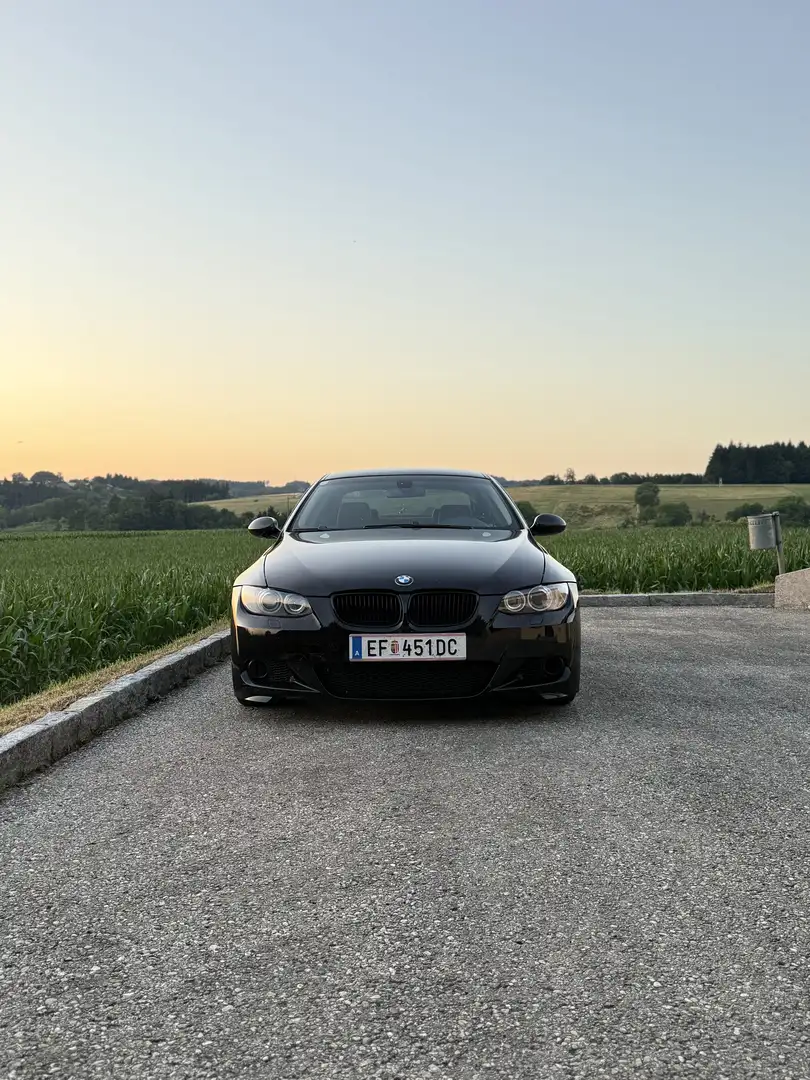 BMW 330 330i Coupe - 1