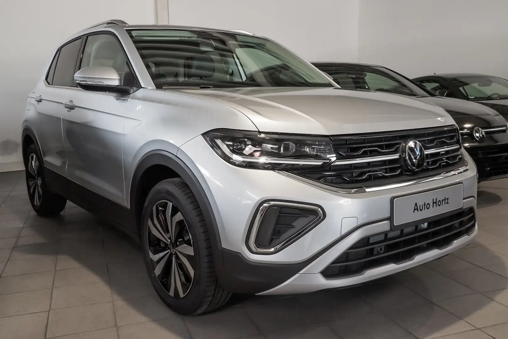 Volkswagen T-Cross Style 1.0 l TSI 85 kW (116 PS) 7-Gang-DSG, Silber - 2