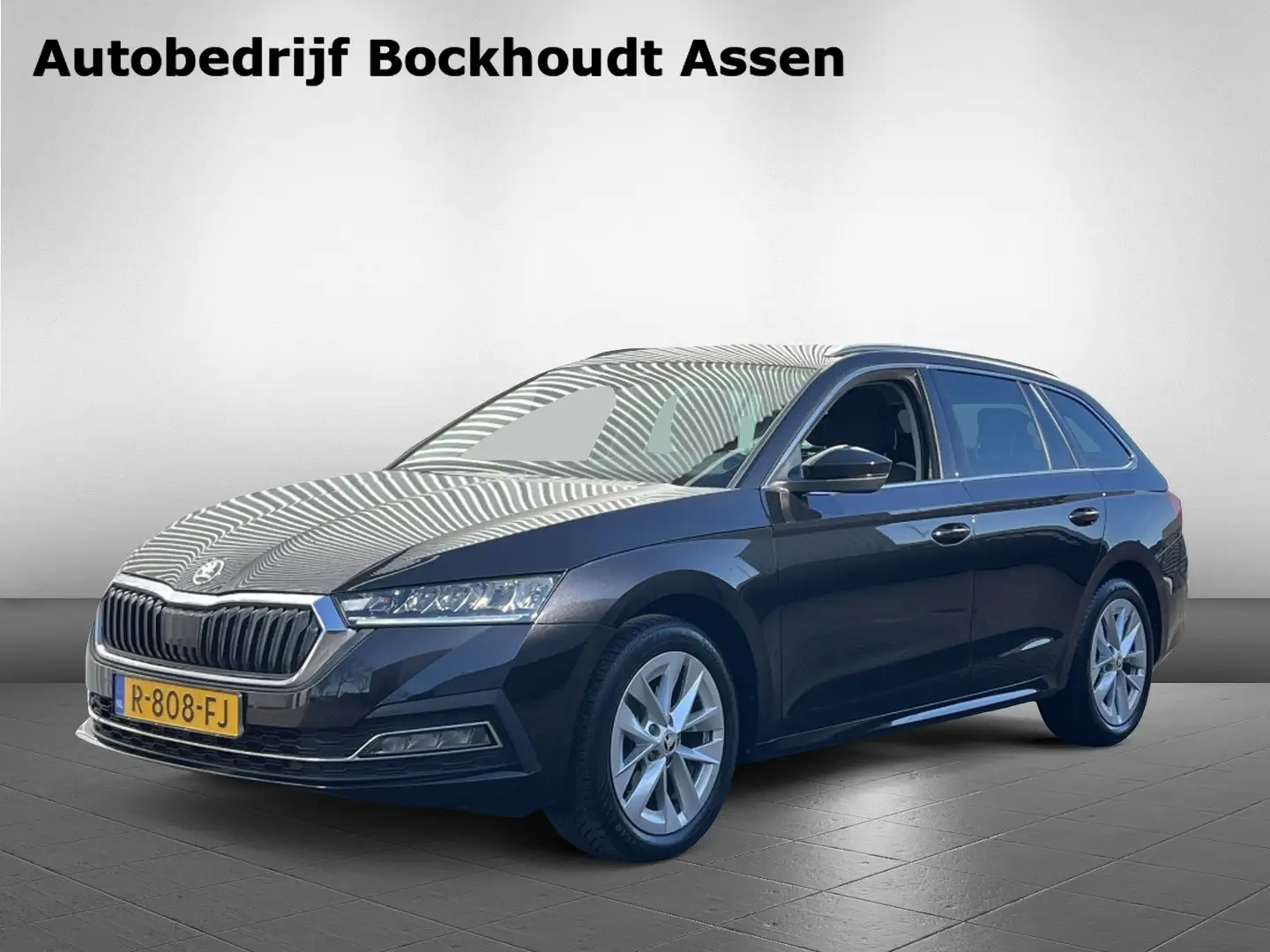 Skoda Octavia Combi 1.5 e-TSI Business Edition | Climate Control Schwarz - 1